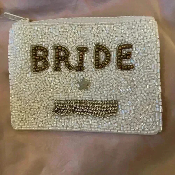 BEADED BRIDE POUCH NWT - Picture 2 of 6